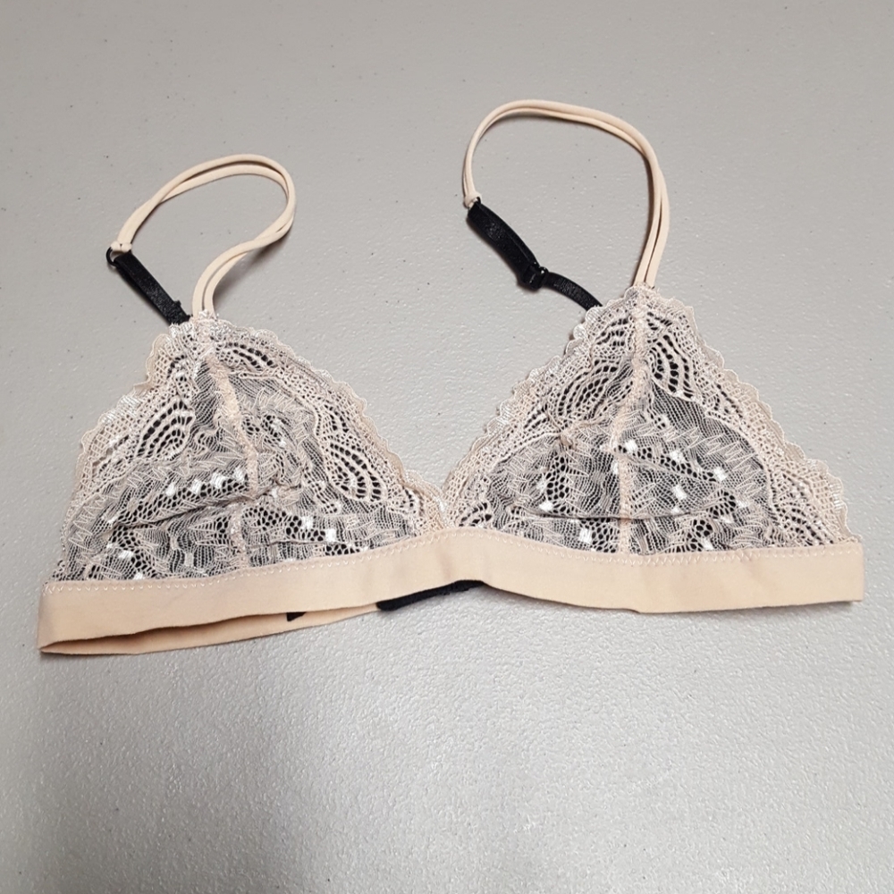 Yourmita Brallet size S/M cream and Black Lace